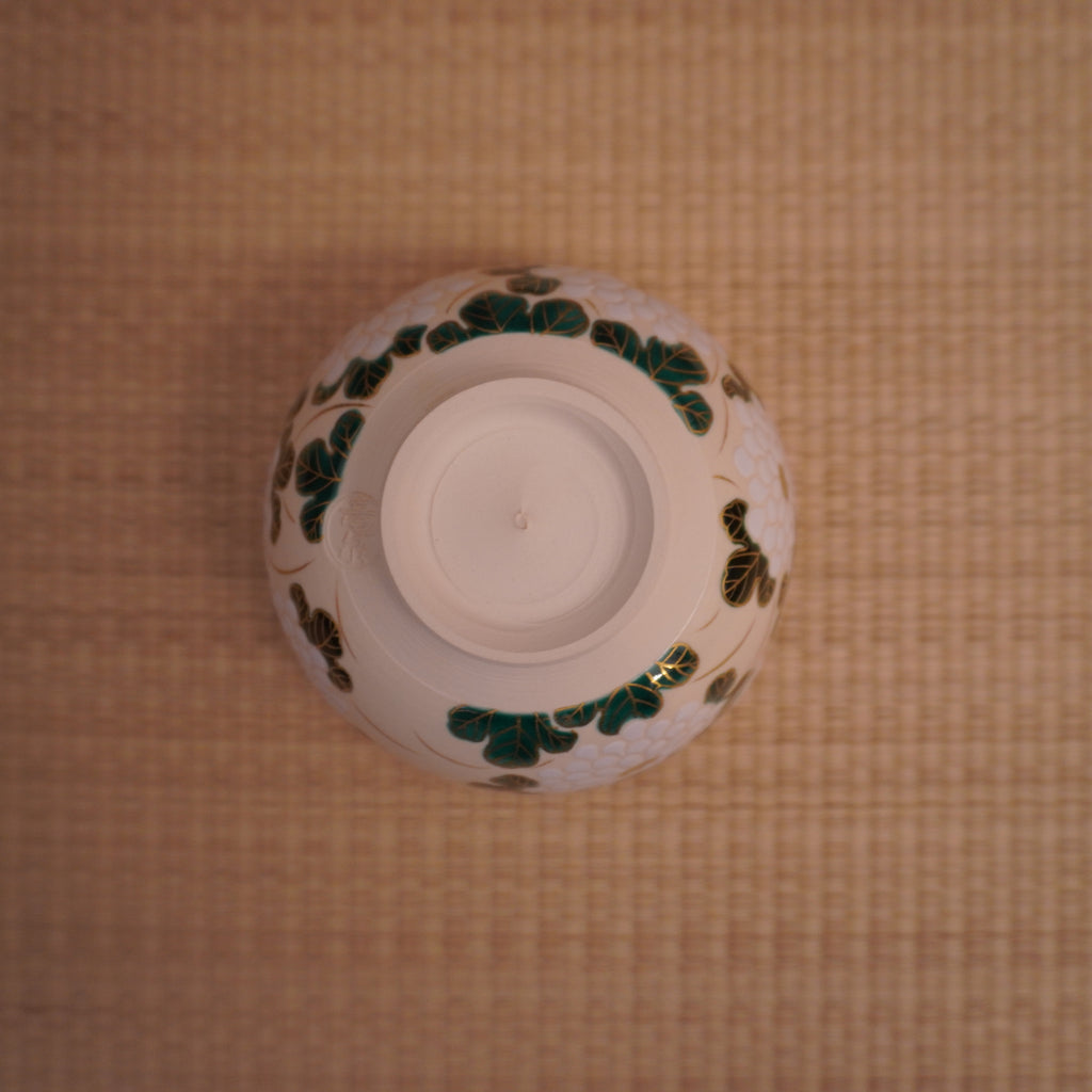 Bol à thé – motif de chrysanthèmes