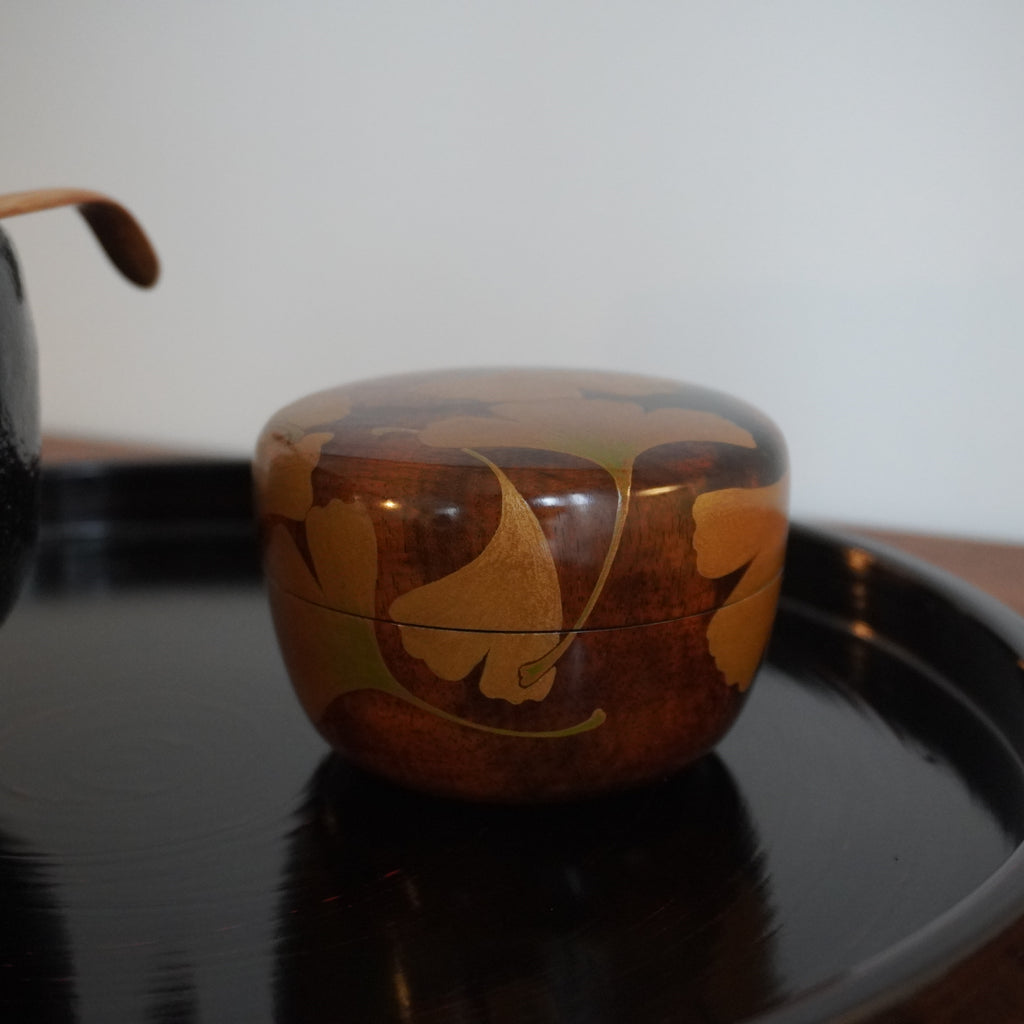 Natsume – motif de feuilles de ginkgo