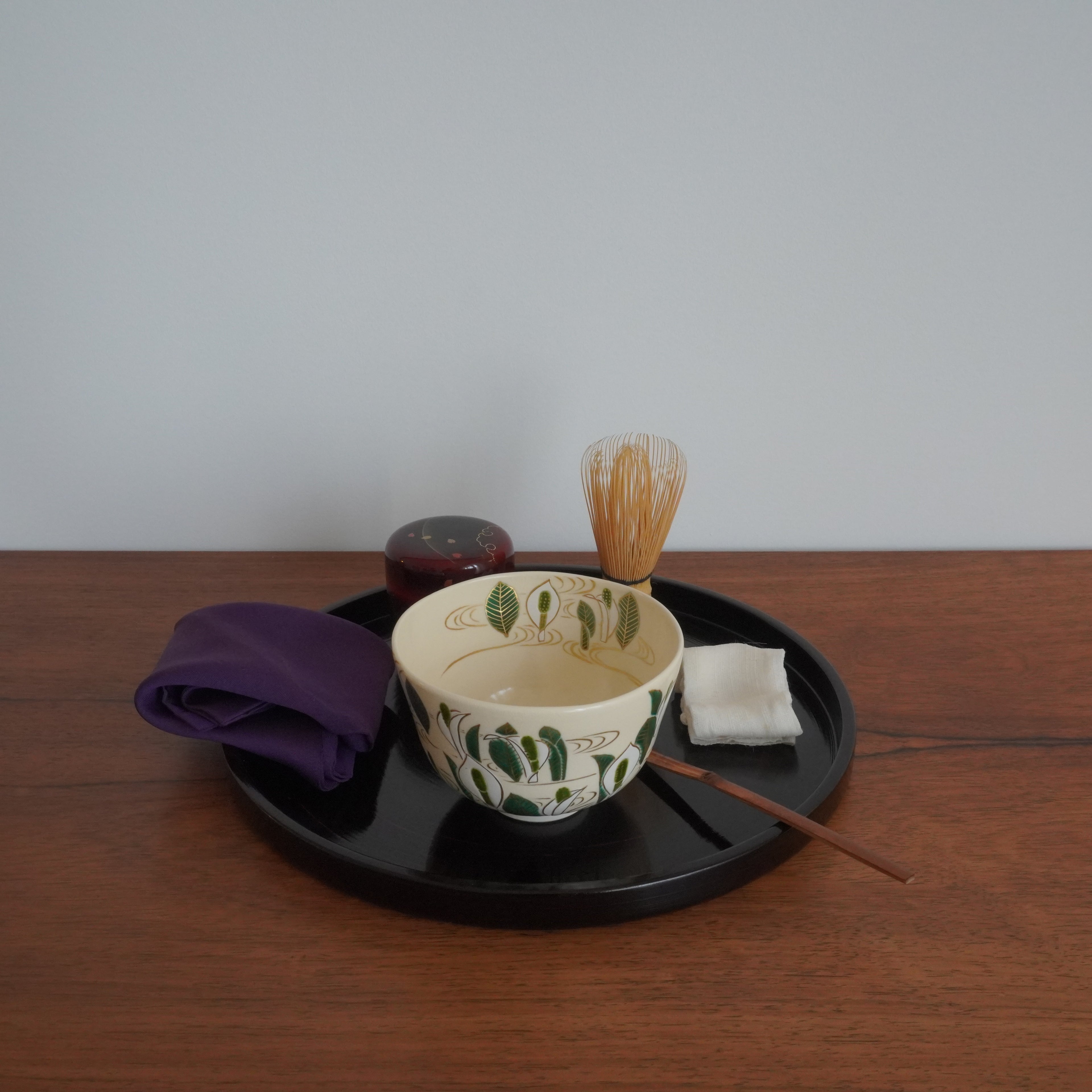 Bol à thé – motif de lys des marais