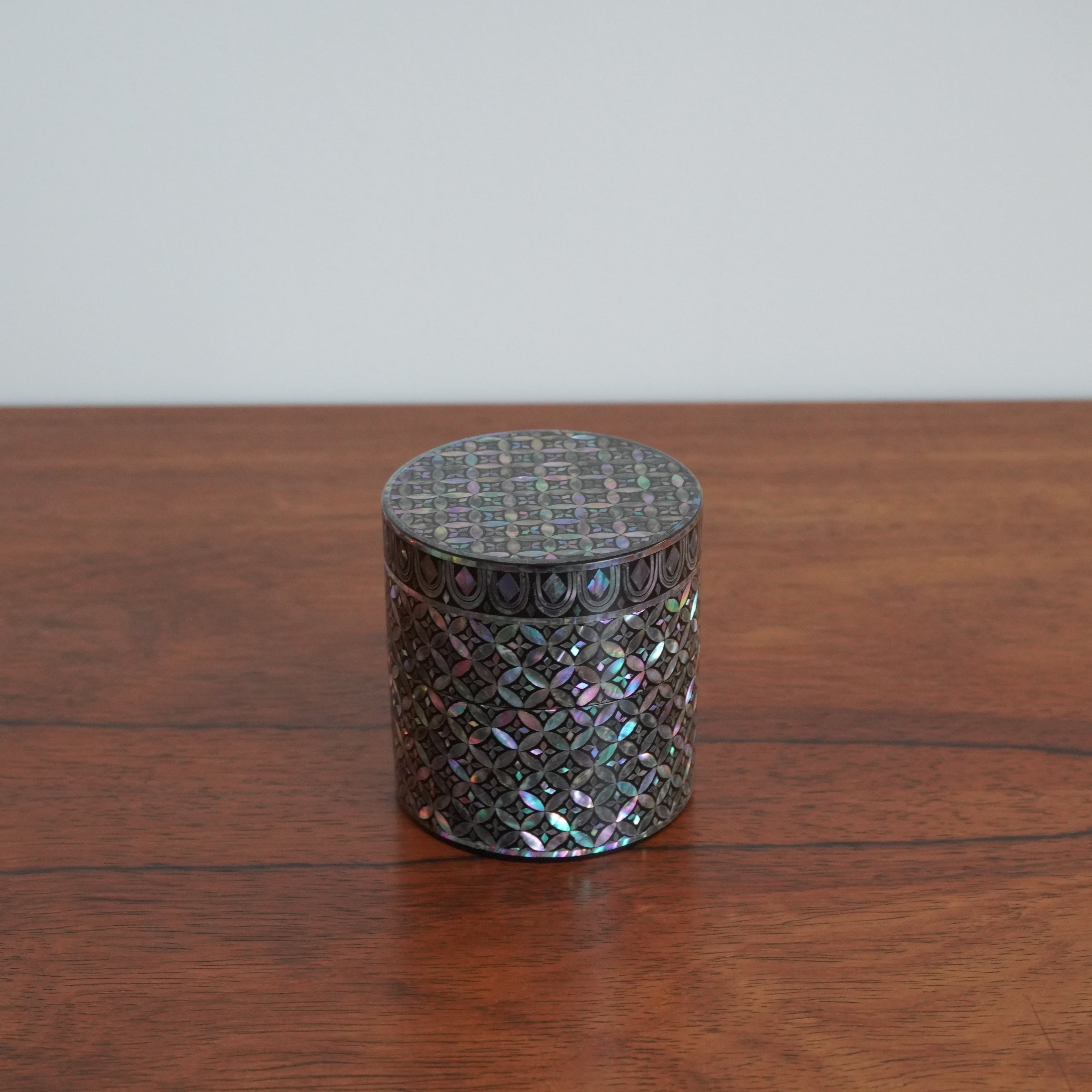 Boîte à thé – motif shippo en incrustation de nacre