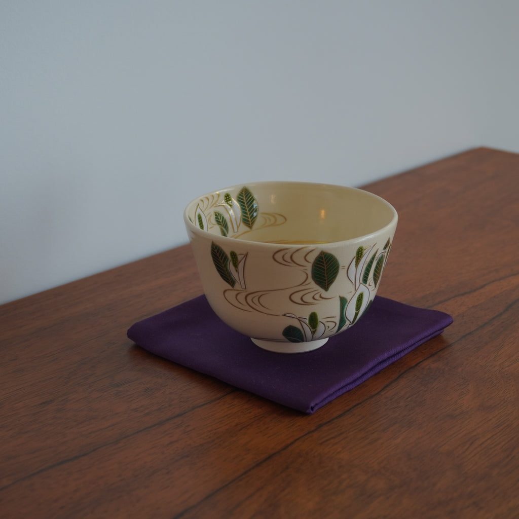 Bol à thé – motif de lys des marais