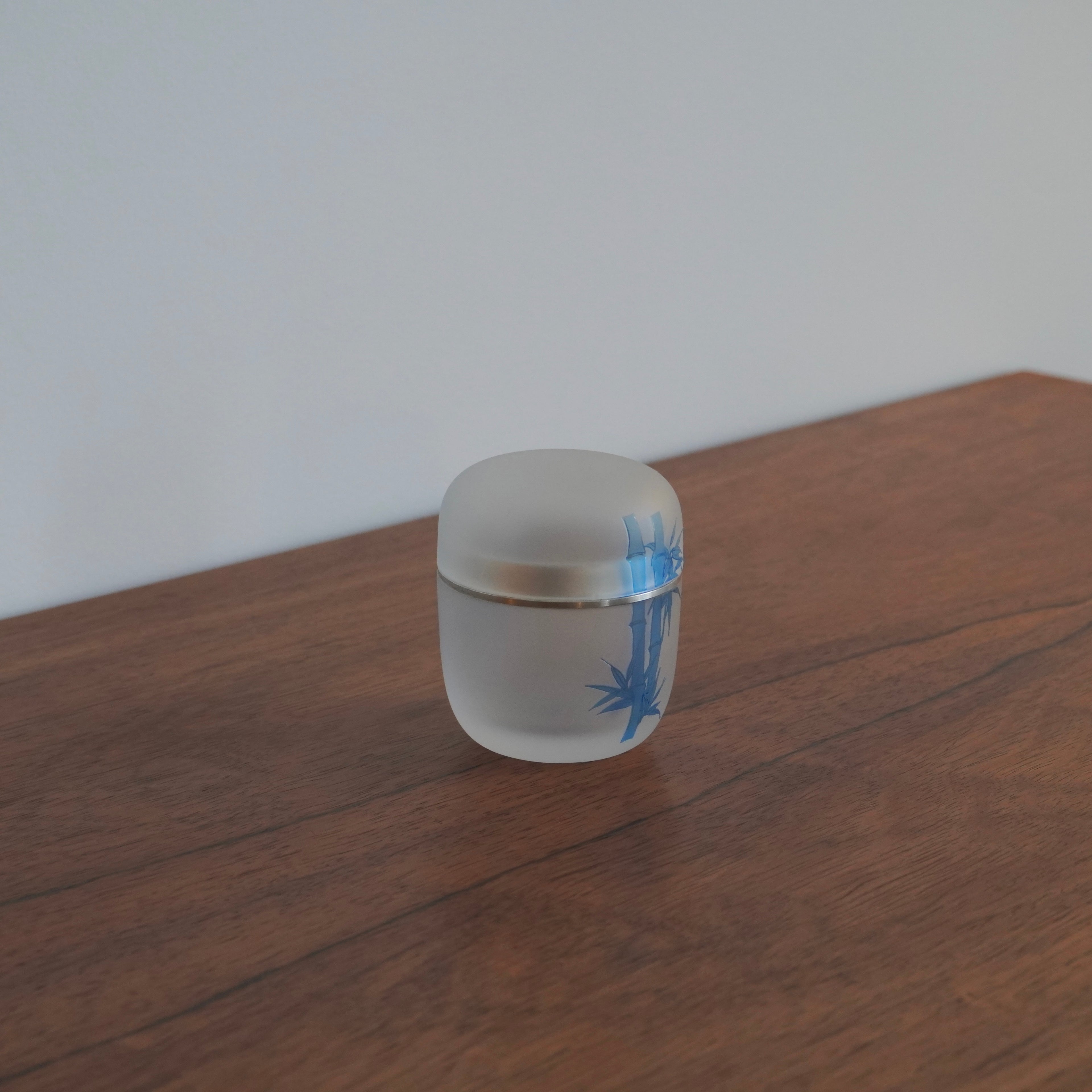 Natsume moyen en verre  – motif de jeunes bambous