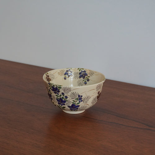 Bol à thé  – motif de campanules bleu et violet