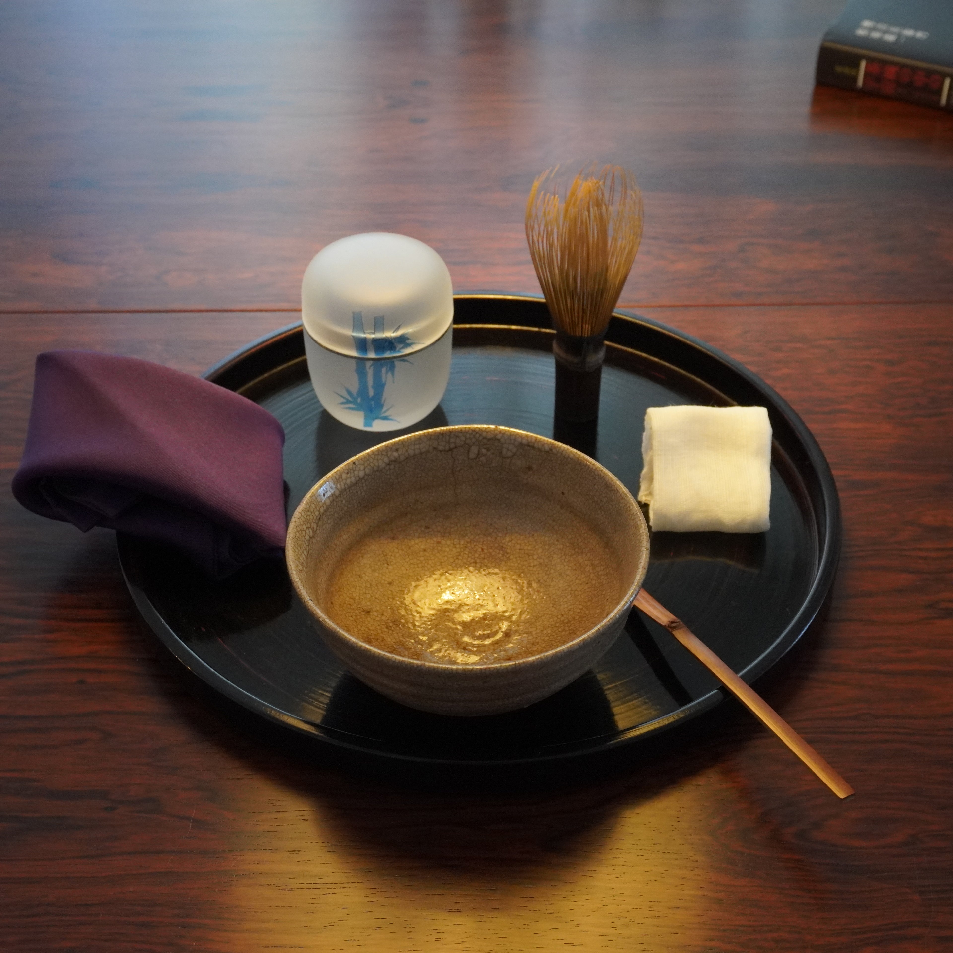 Natsume moyen en verre  – motif de jeunes bambous