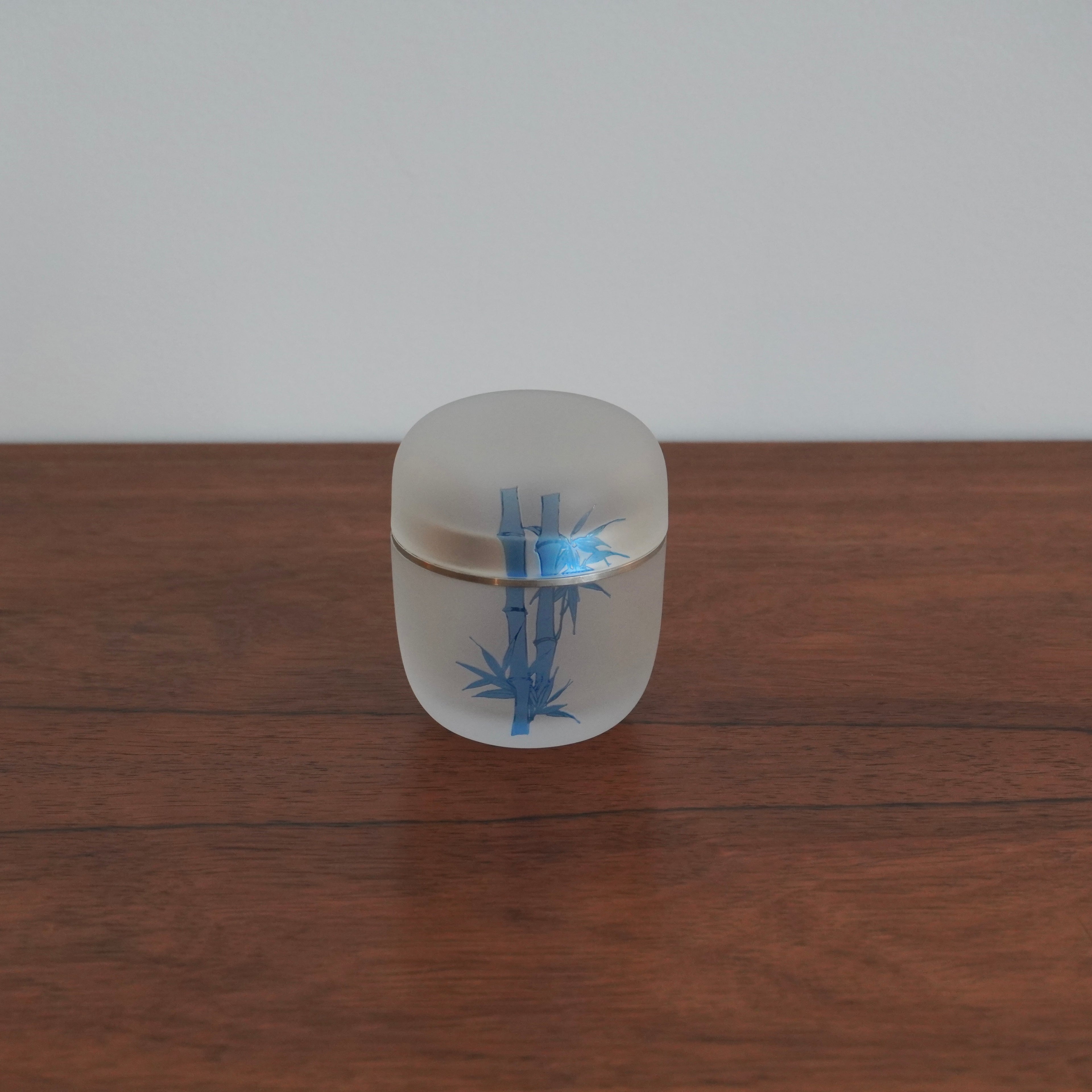 Natsume moyen en verre  – motif de jeunes bambous