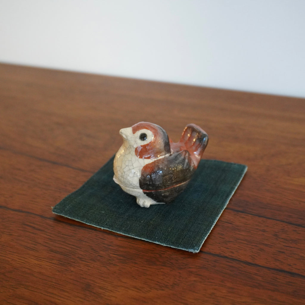 Kōgō – motif de moineau