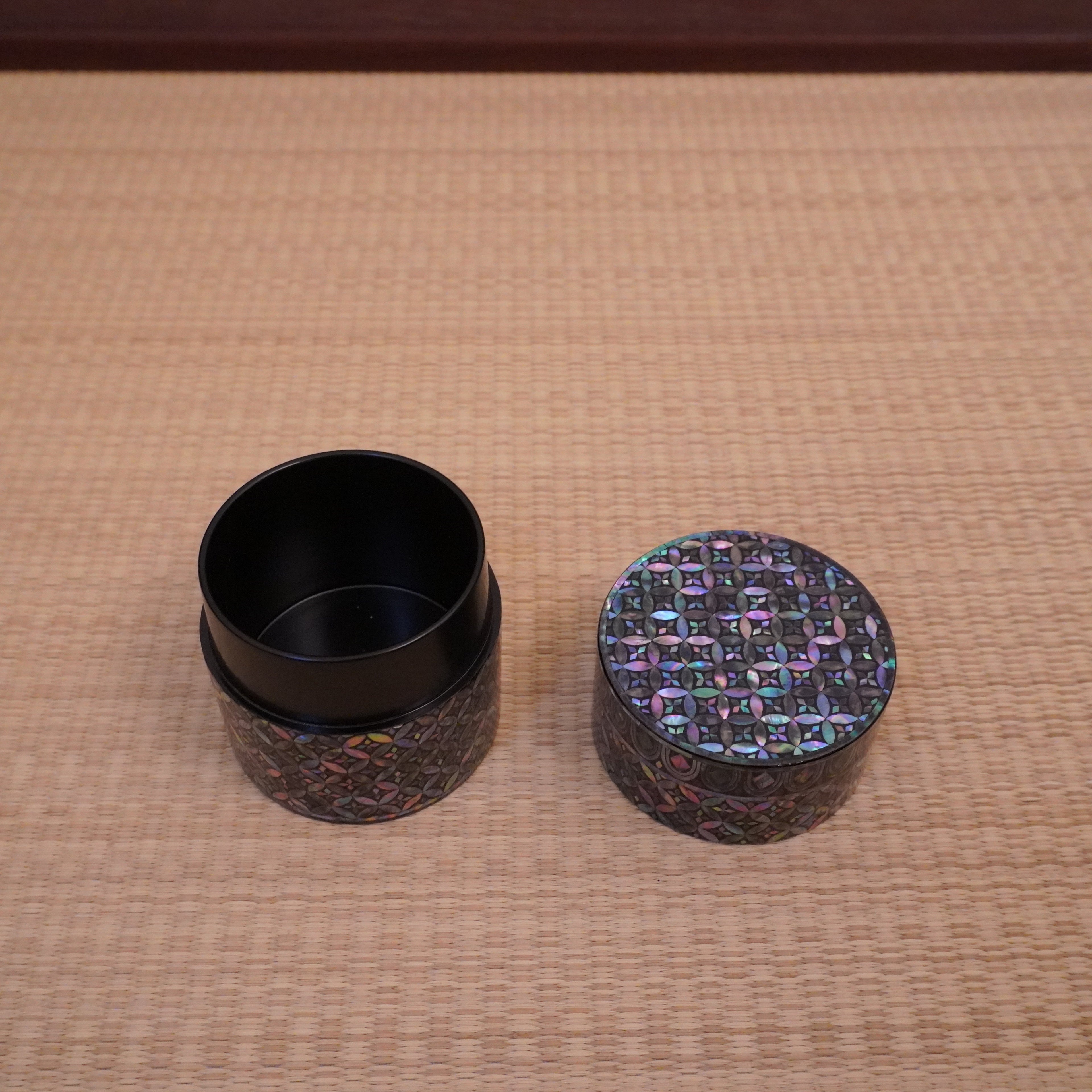 Boîte à thé – motif shippo en incrustation de nacre